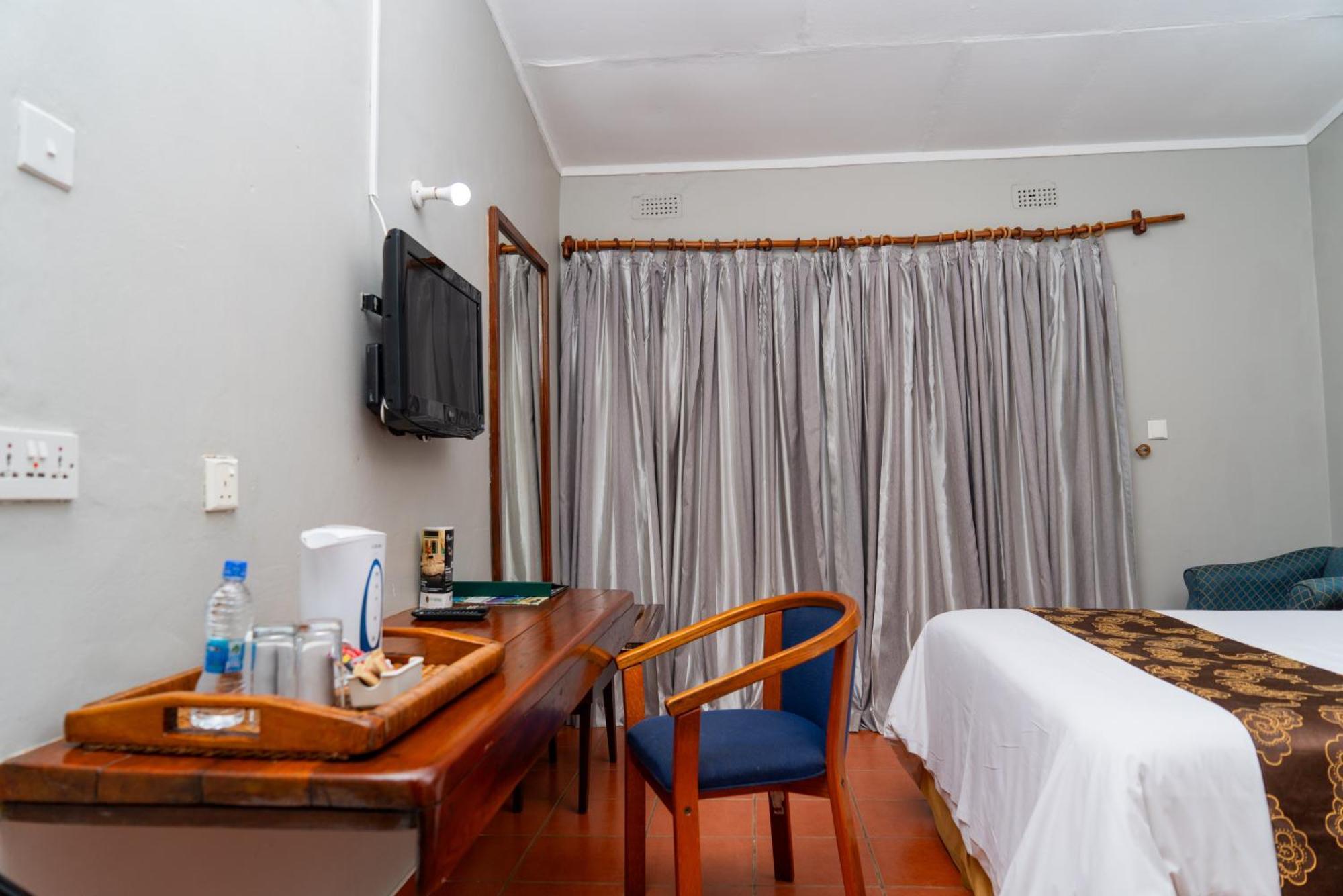 Hotel Sunbird Chintheche Nkhata Bay Zewnętrze zdjęcie