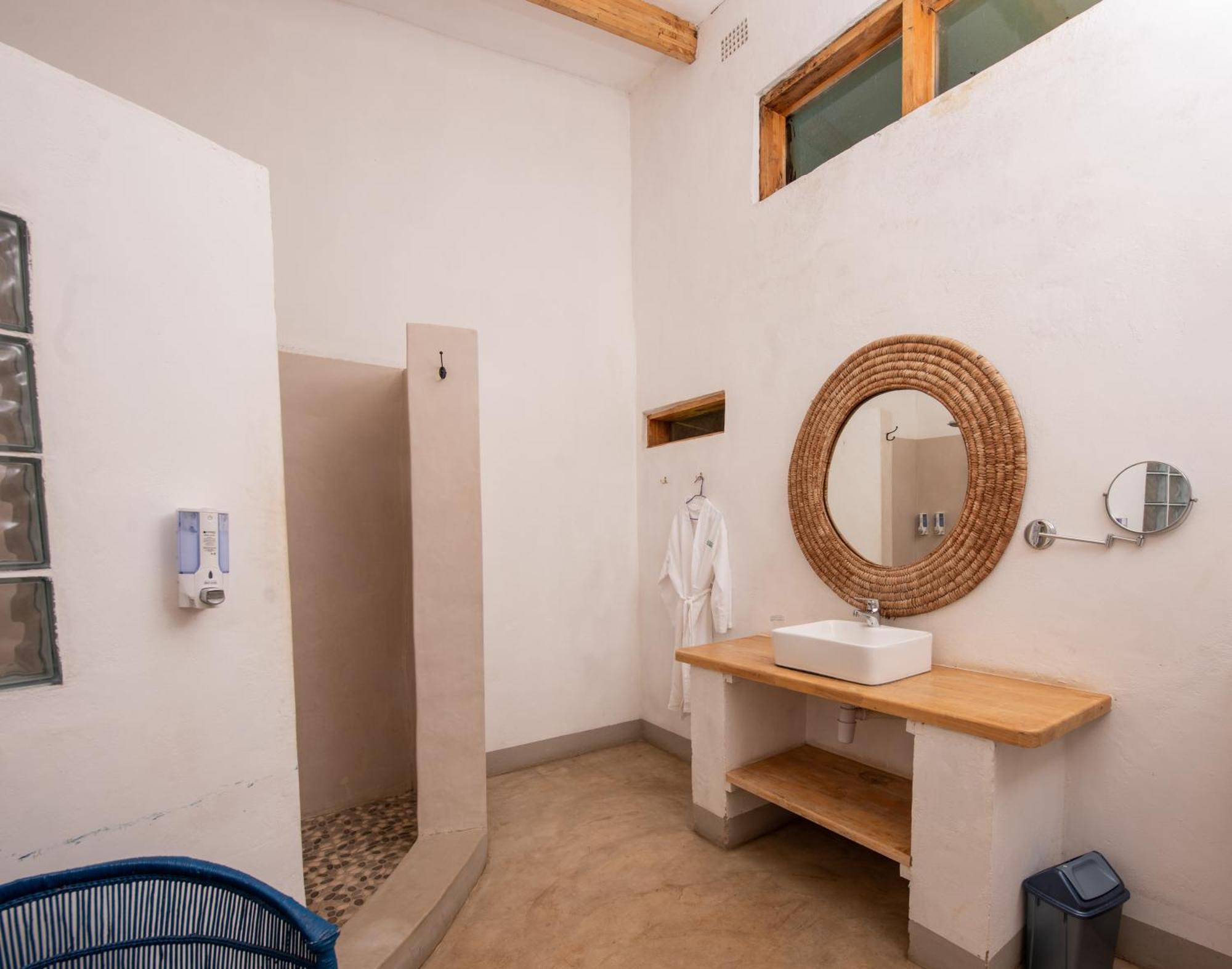 Hotel Sunbird Chintheche Nkhata Bay Zewnętrze zdjęcie